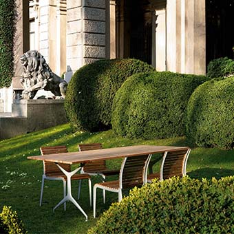 Teak table